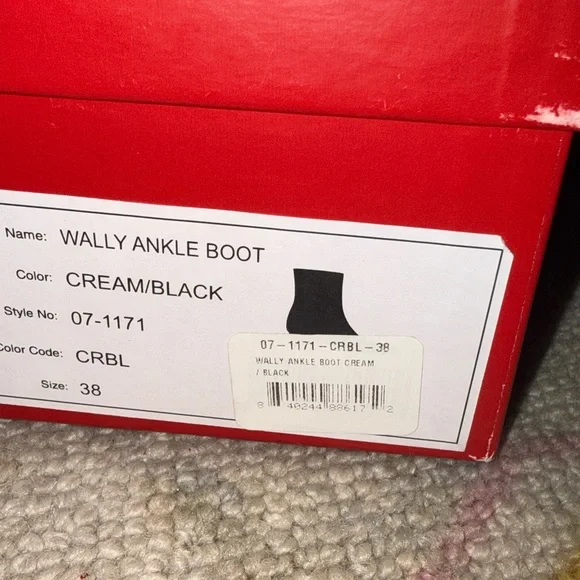 NWT STAUD Two-Tone Ankle Booties - Picture 7 of 7